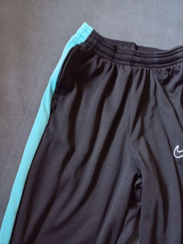 Original Nike strike pants brand new 158-170cm