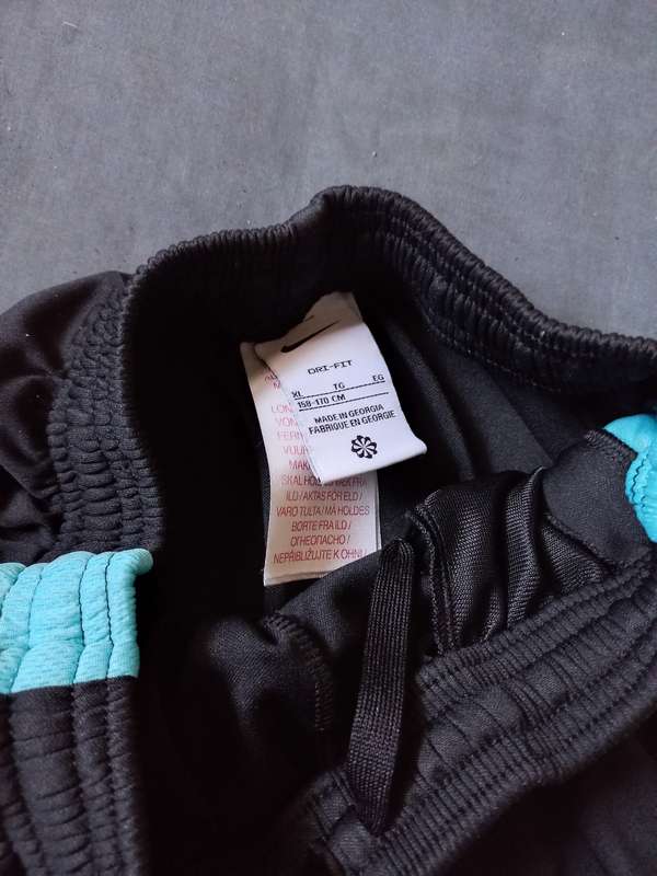 Original Nike strike pants brand new 158-170cm