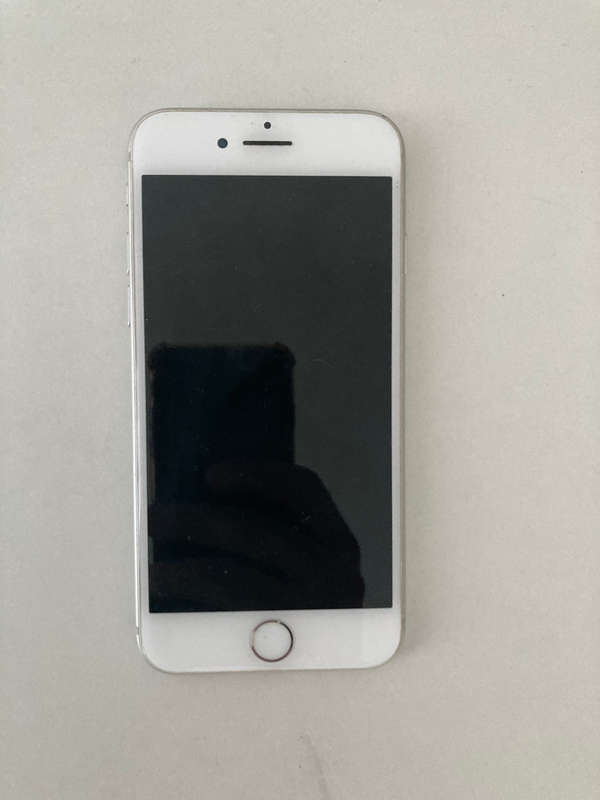 iPhone 8