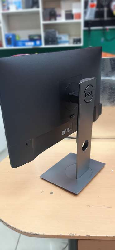 Dell P2319H 23-inch Full HD 8ms LCD Monitor