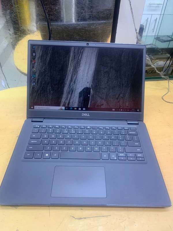Dell Latitude 3410 Core i5-10210U 8GB RAM 256GB SSD 14"FHD Notebook