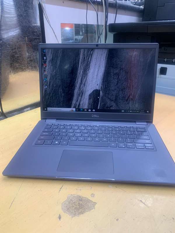 Dell Latitude 3410 Core i5-10210U 8GB RAM 256GB SSD 14"FHD Notebook