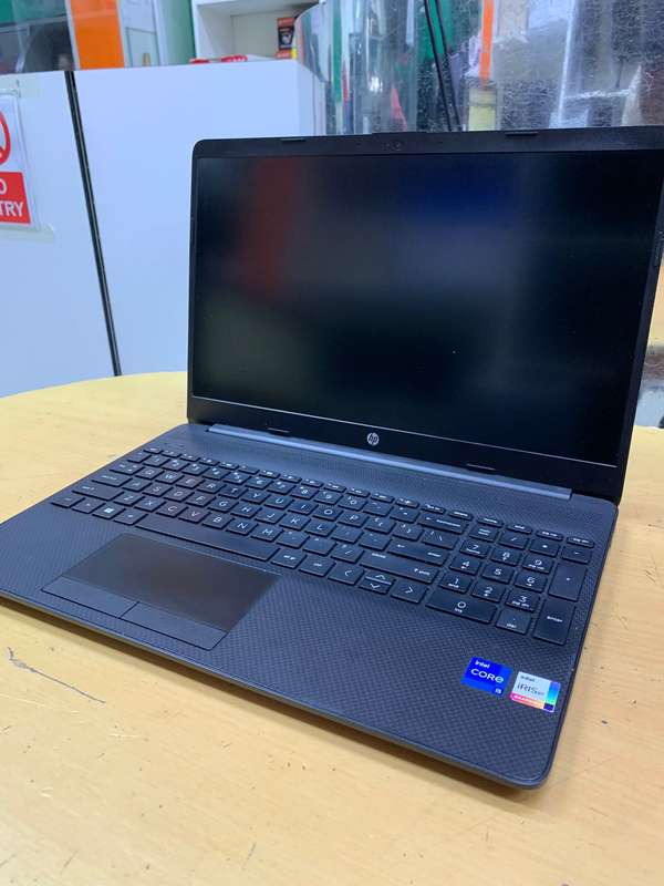 HP 15 11th gen i5 | 16GB | 512GB NVME  | 15.6" FHD Notebook