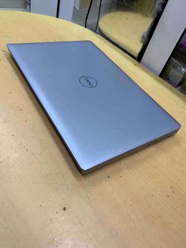 Dell Precision 3571 15.6-inch Core i7-12800H 32GB RAM 512GB SSD Win 11 Pro Mobile Workstation