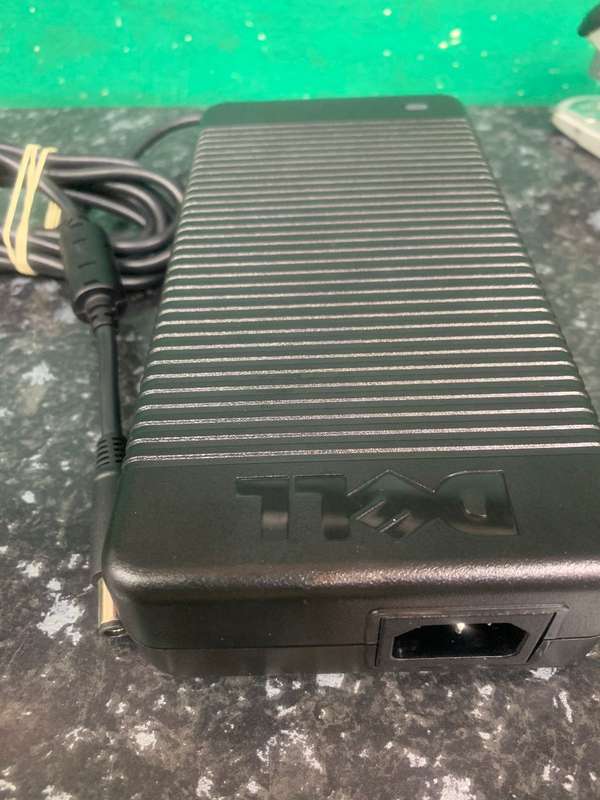 230W Big Pin Dell Laptop Ac Adapter / Charger, 19.5V 11.8A 9.0*6.2mm