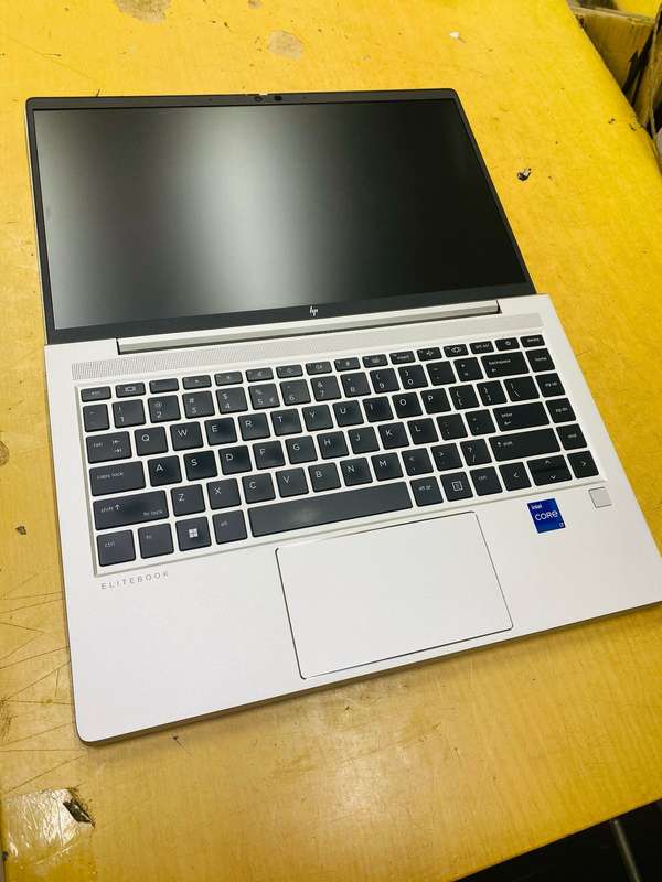 HP EliteBook 640 14 inch G9 , 14", Intel® Core i7, 12th Gen, 512GB SSD,16GB RAM, Windows 11 Pro