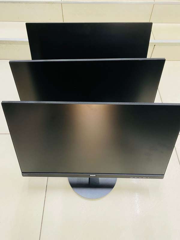 24 Philips 241V8 | IPS | FHD (1920×1080) | 75Hz | 4ms | HDMI + VGA | Flicker-Free | VESA | Deskto