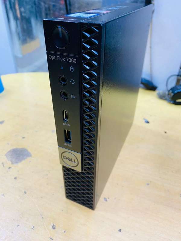 Dell OptiPlex 7060 Micro Intel Core i7-8th Gen, 256GB SSD/ 8GB Ram