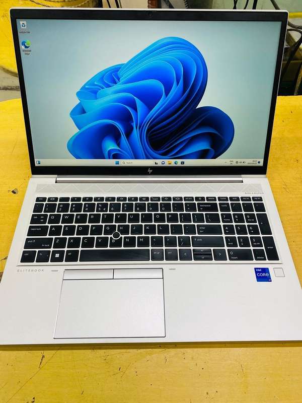 HP EliteBook 850 G8 15.6' Core i7-1165G7 16GB RAM 512GB SSD Win 11 Pro Laptop