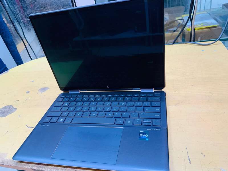 HP Spectre 360 |Core i7-1255U |  16GB RAM | 1TB PCIE NVME SSD | 13.5" 2-in-1