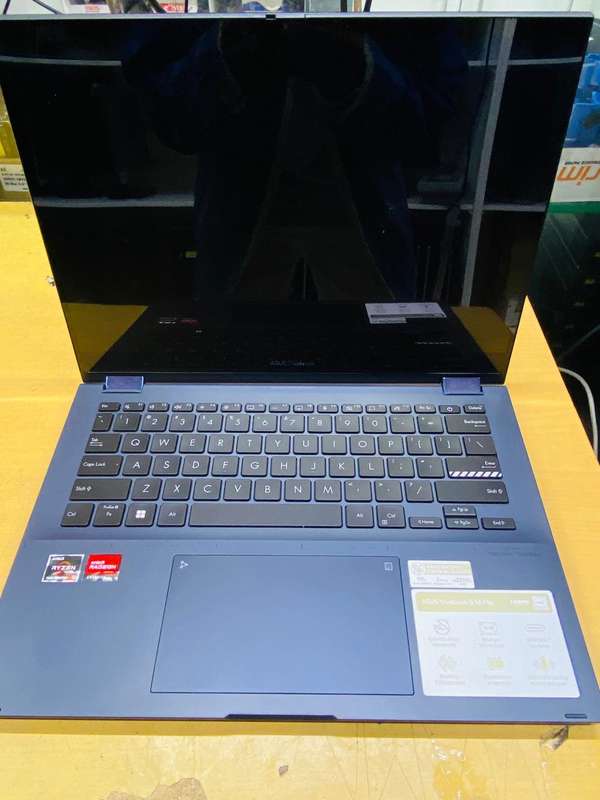 Asus Vivobook Flip | Ryzen 5 7430U, 16GB RAM, 512GB SSD, 14 Touch Laptop | Win 11