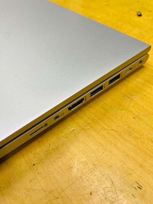 HP ProBook 640 G8 14' Core i5-1135G7 16GB RAM 256GB SSD Win 11 Pro Laptop