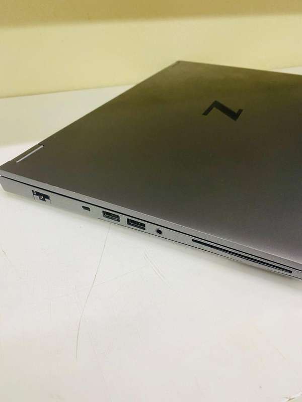 HP ZBook Fury 15 G8- Core i7-11800H - 32GB  Ram- 512GB ssd- 4GB NVIDIA RTX A2000 GDDR6  Graphics