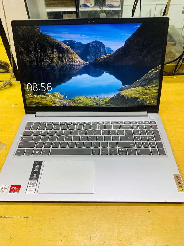Lenovo Ideapad 1 AMD® Athlon 7120U 8GB RAM 512GB SSD Laptop, AMD Radeon Graphics