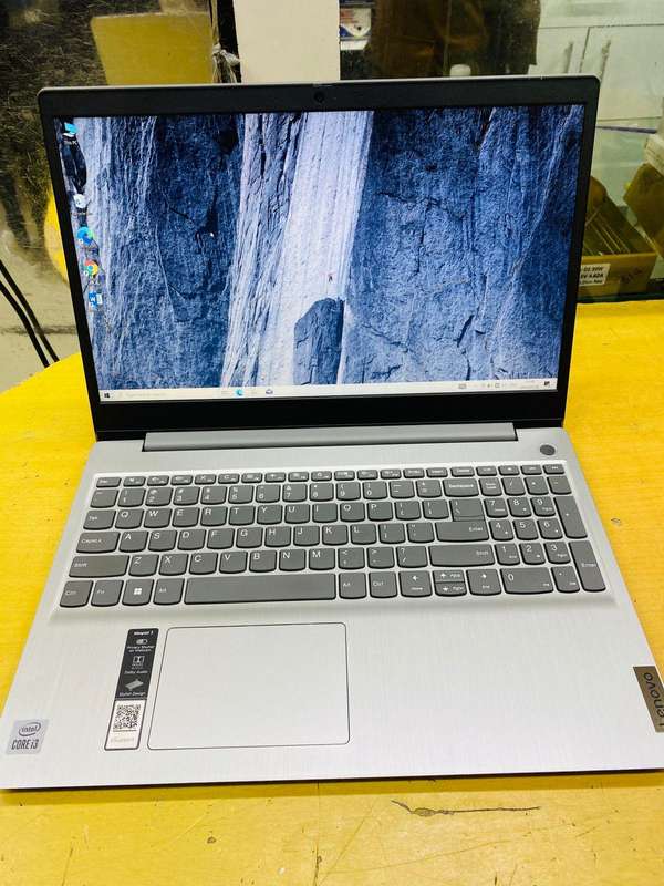 Lenovo IdeaPad 3 , 15.6-inch FHD Intel Core i3-10110U ,8GB RAM ,512Gb SSD ,Win 10 PRO Laptop