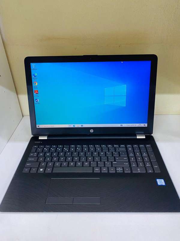HP 15-Notebook | Intel Core i5 8th Gen | 16GB DDR4 Ram | 256GB SSD | 15.6 Win 10