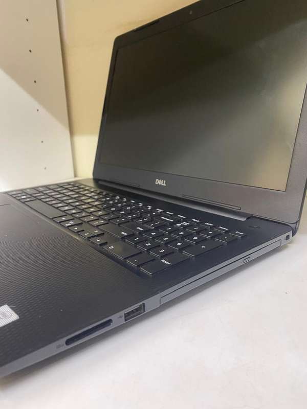 Dell INSPIRON 15 3593 15.6` LAPTOP | Intel Core i5 1035G1 10th Gen | 16GB RAM | 256Gb ssd