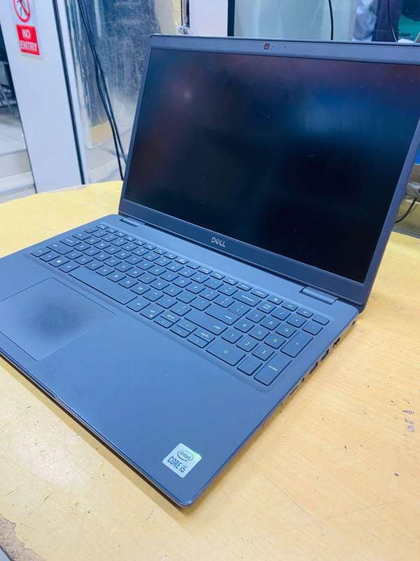 Dell Latitude 3510 15.6-inch Core i5-10 Gen 16GB RAM 256GB SSD Win 11 Pro