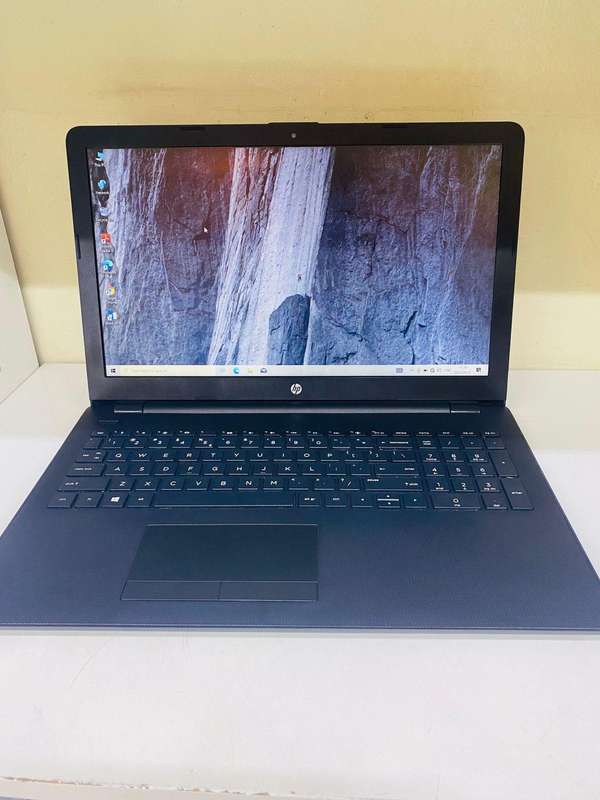 HP 15-rb004ni AMD A4-9120 RADEON R3, 8GB RAM 256GB SSD Black