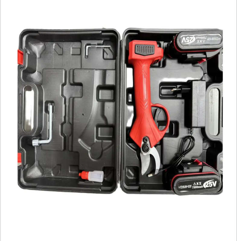 Cordless Pruning and Cutting - 2 x 24v Battery - Easy CuttingCordless