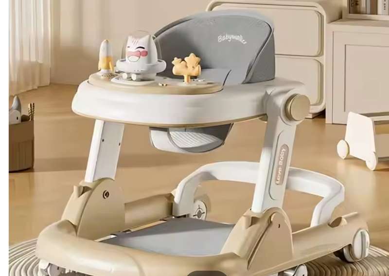 New Multifunctional automatic baby walker with music