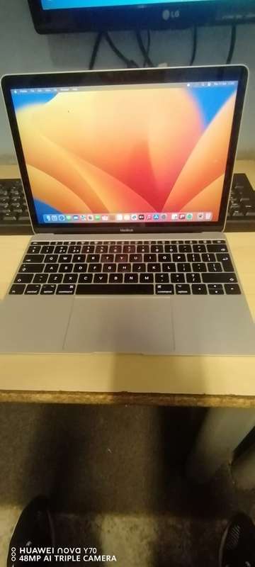MacBook A1534 12" M3, 8GB, 256GB M.2 SSD, 1.5GB GPU, Ventura 13.7, Battery Last 10 Days, No icloud