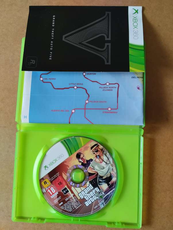 Grand Theft Auto V Five Xbox 360 PAL- with Map(NOT Tested)