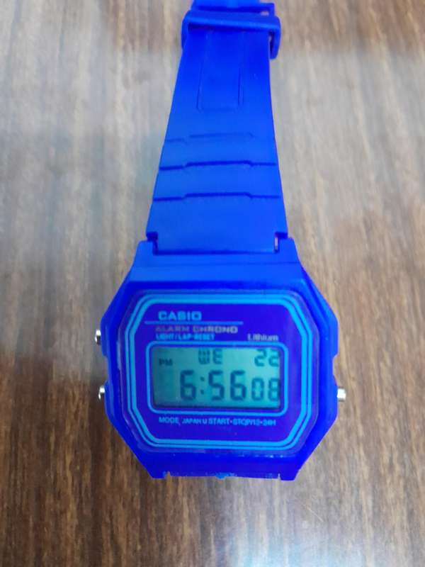 Casio F-91W Retro Digital Watch (Strap Pin Damaged)