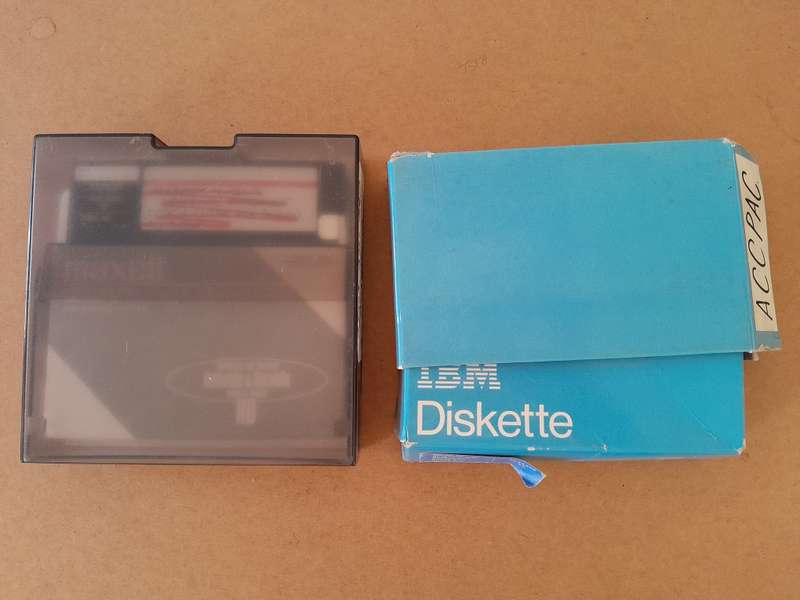 10xBrand New Floppy Discs (Wabash Data Tech & 17xUsed Ones