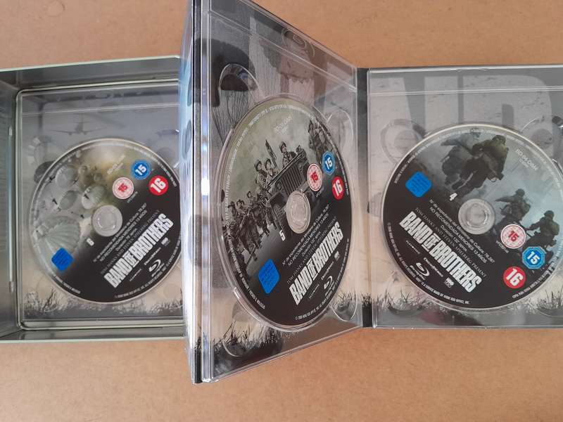 Band of Brothers Blu-Ray (6 Discs) Untested
