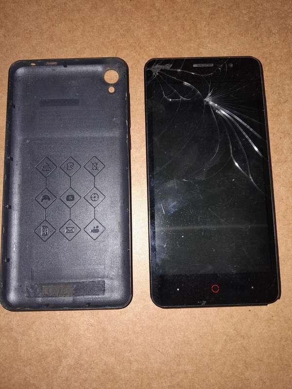 Doopro Android Smart Phone (for parts)
