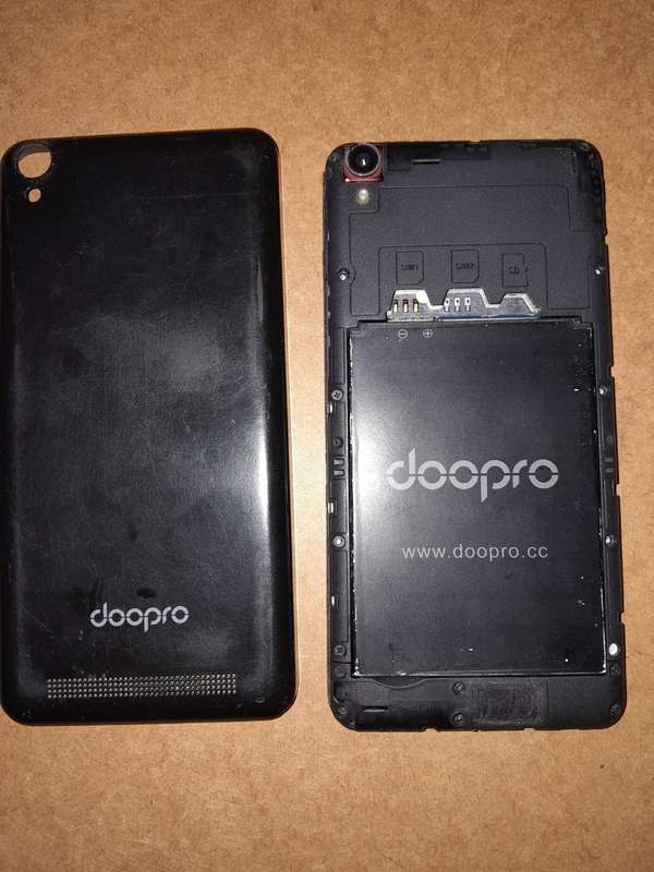 Doopro Android Smart Phone (for parts)