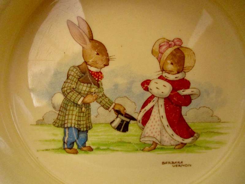 WOW! Signed Royal Doulton Bunnykins Greetings Bowl!