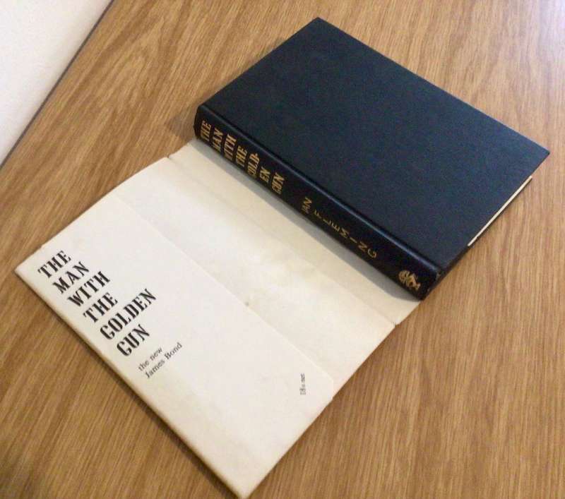 Rare WHITE Endpapers IAN FLEMING The Man With The Golden Gun FIRST EDITION Cape Book