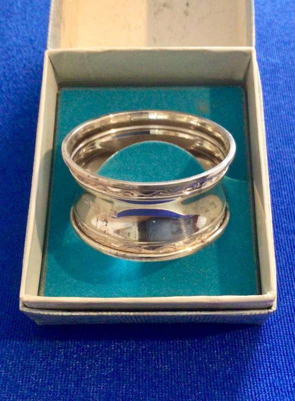 21 grams Hallmarked Sterling Silver Boxed Napkin Ring!