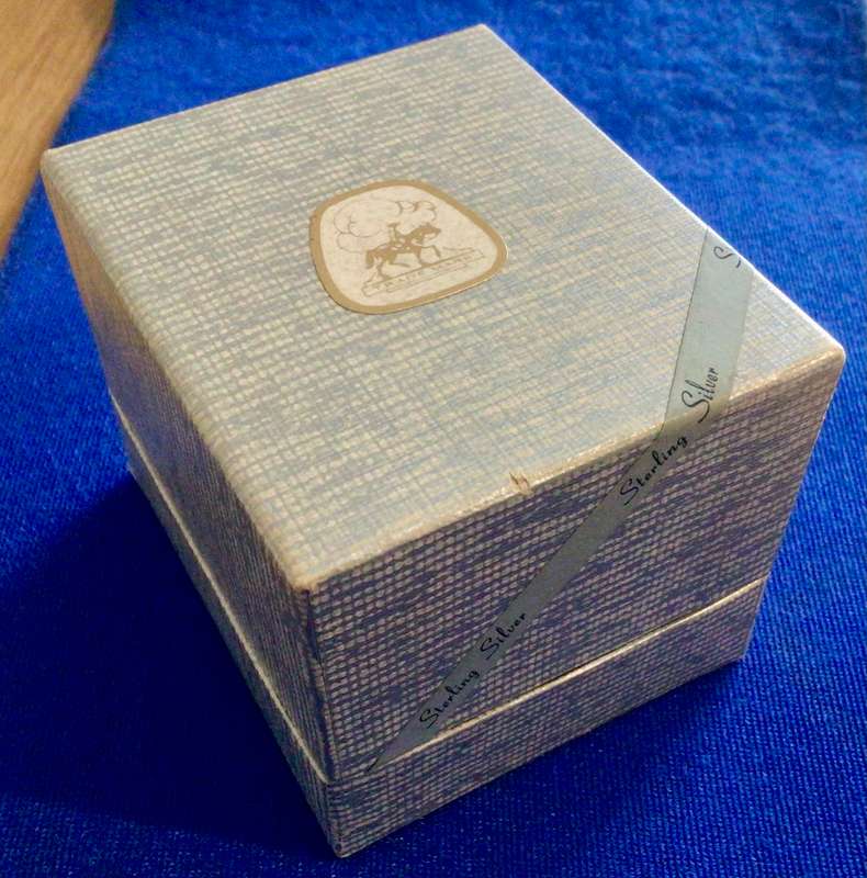 21 grams Hallmarked Sterling Silver Boxed Napkin Ring!