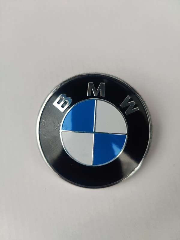 BMW 74mm Boot Badge with Pins for E46 E39 E36 E60 E90 F30 E53 E34 E30 F10 F20