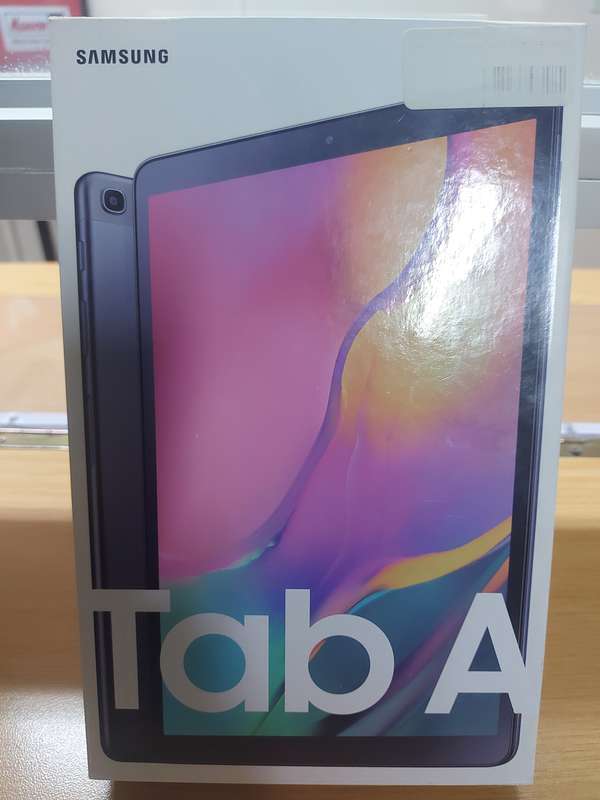 MINT/ORIGINAL SAMSUNG 10.2 INCH GALAXY TAB A BOXED