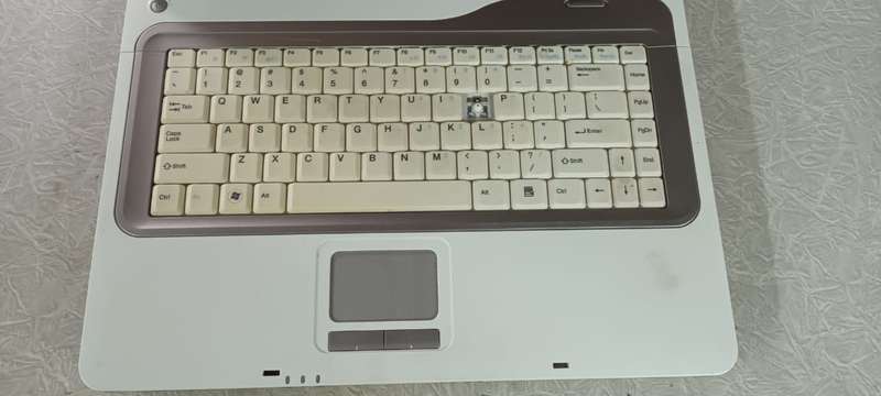 Mecer Voyager AL-096 laptop ***PLEASE READ THE ADVERT***