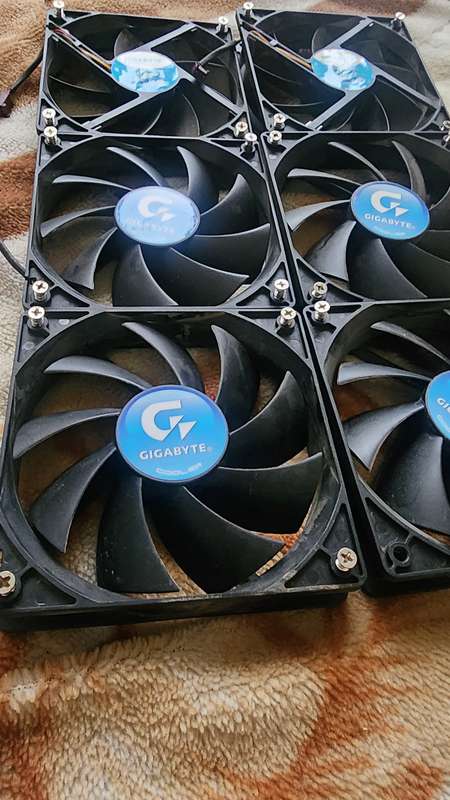 Pc fans - whole lot