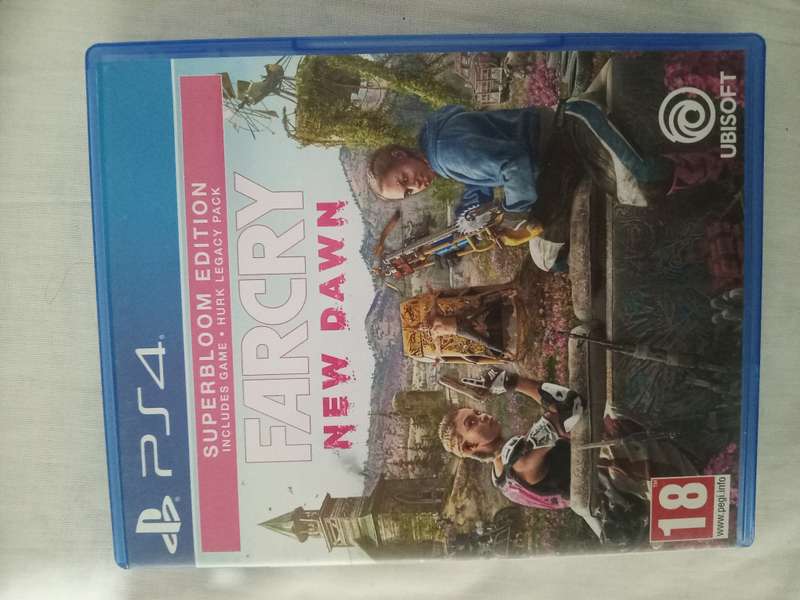 Ps4 + 11 games