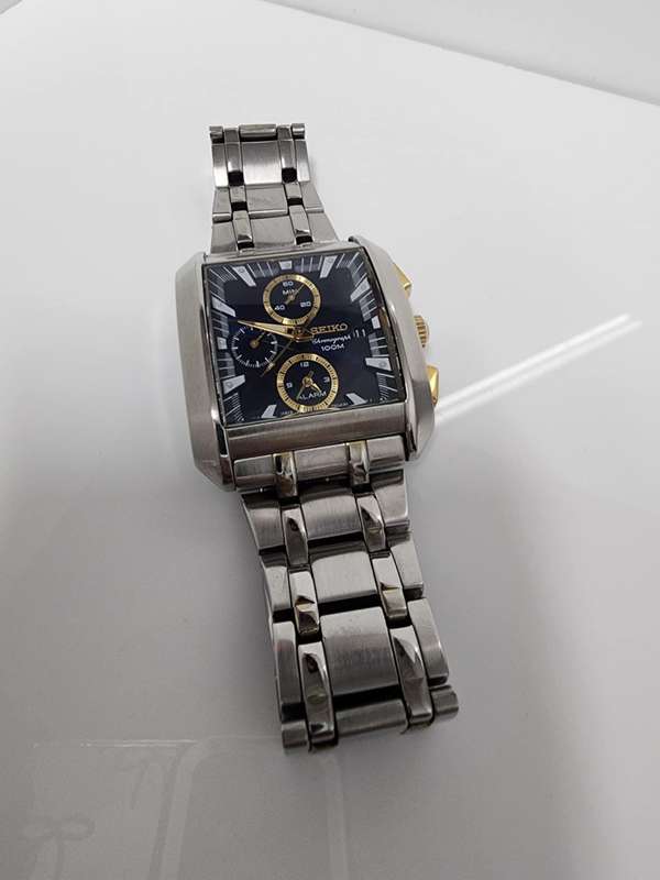 Seiko Chronograph 100m Watch preowned