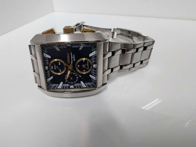 Seiko Chronograph 100m Watch preowned
