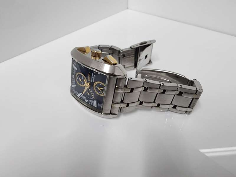 Seiko Chronograph 100m Watch preowned