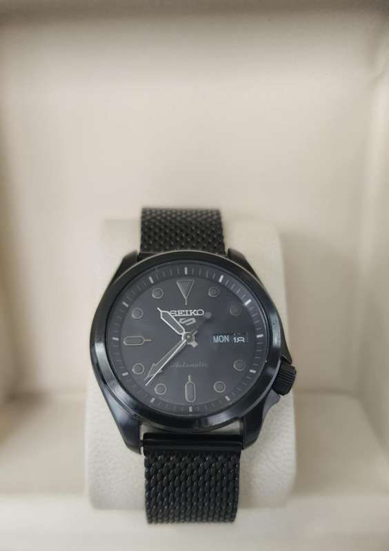 Seiko 5 Automatic watch preowned