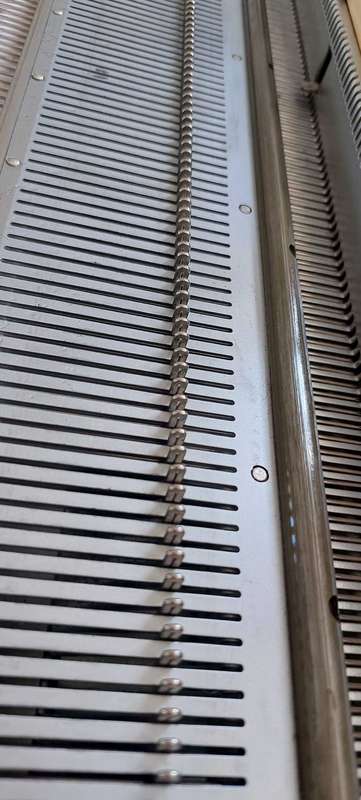 Empisal Mod 324 knitting machine