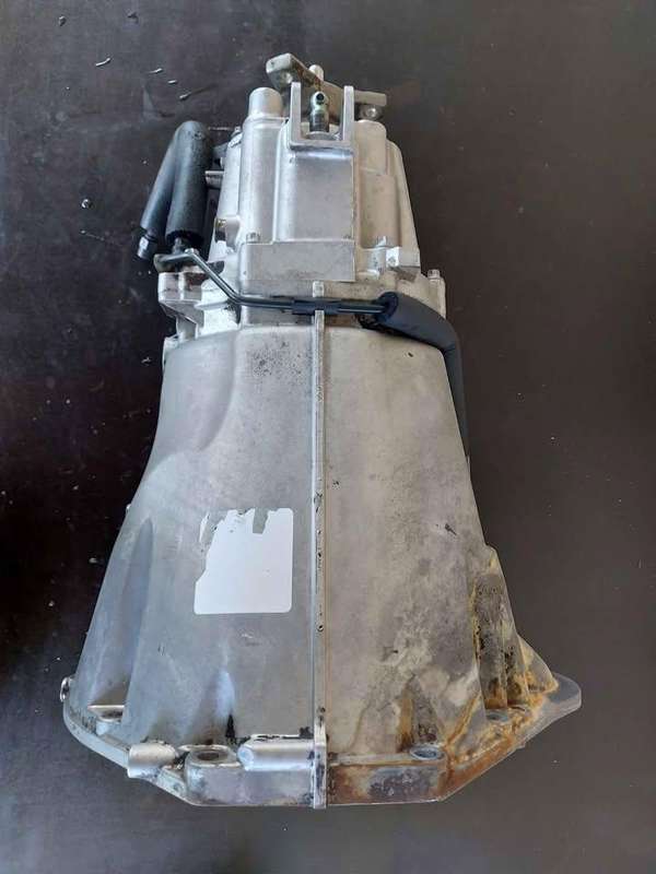 Used Mercedes W203 C200 Manual Gearbox P/N R 2032612303 for M271