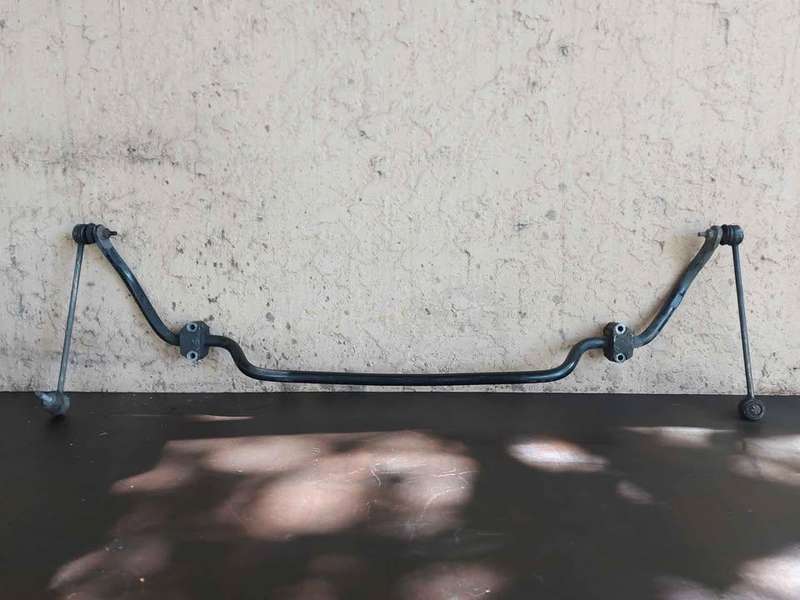 Used Mercedes W203 C200 Front Sway Bar & Stabilizer links
