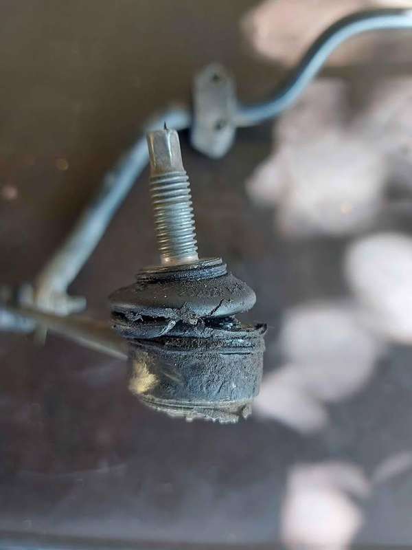 Used Mercedes W203 C200 Front Sway Bar & Stabilizer links