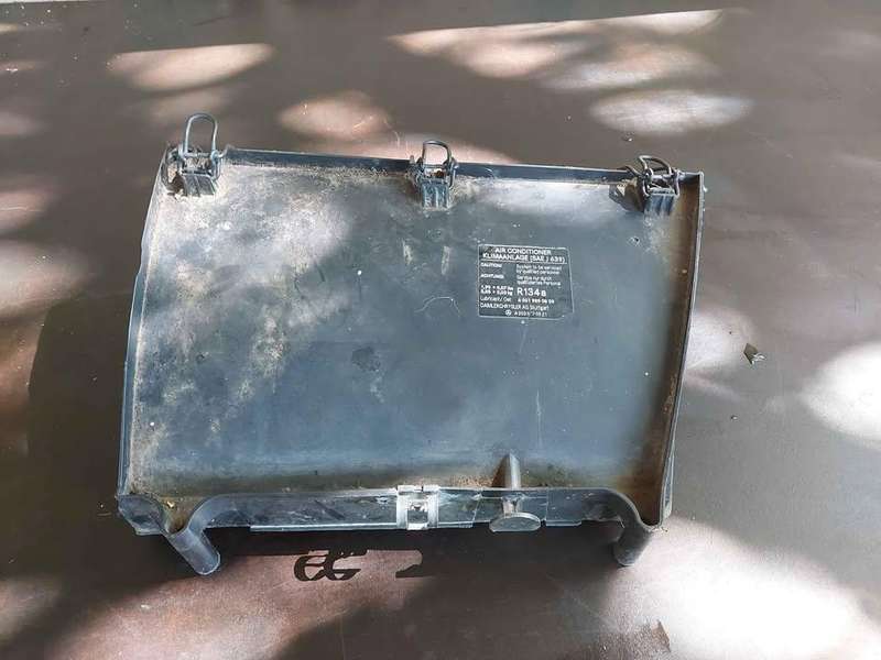 Used Mercedes W203 Cabin Filter housing P/N A2038170921